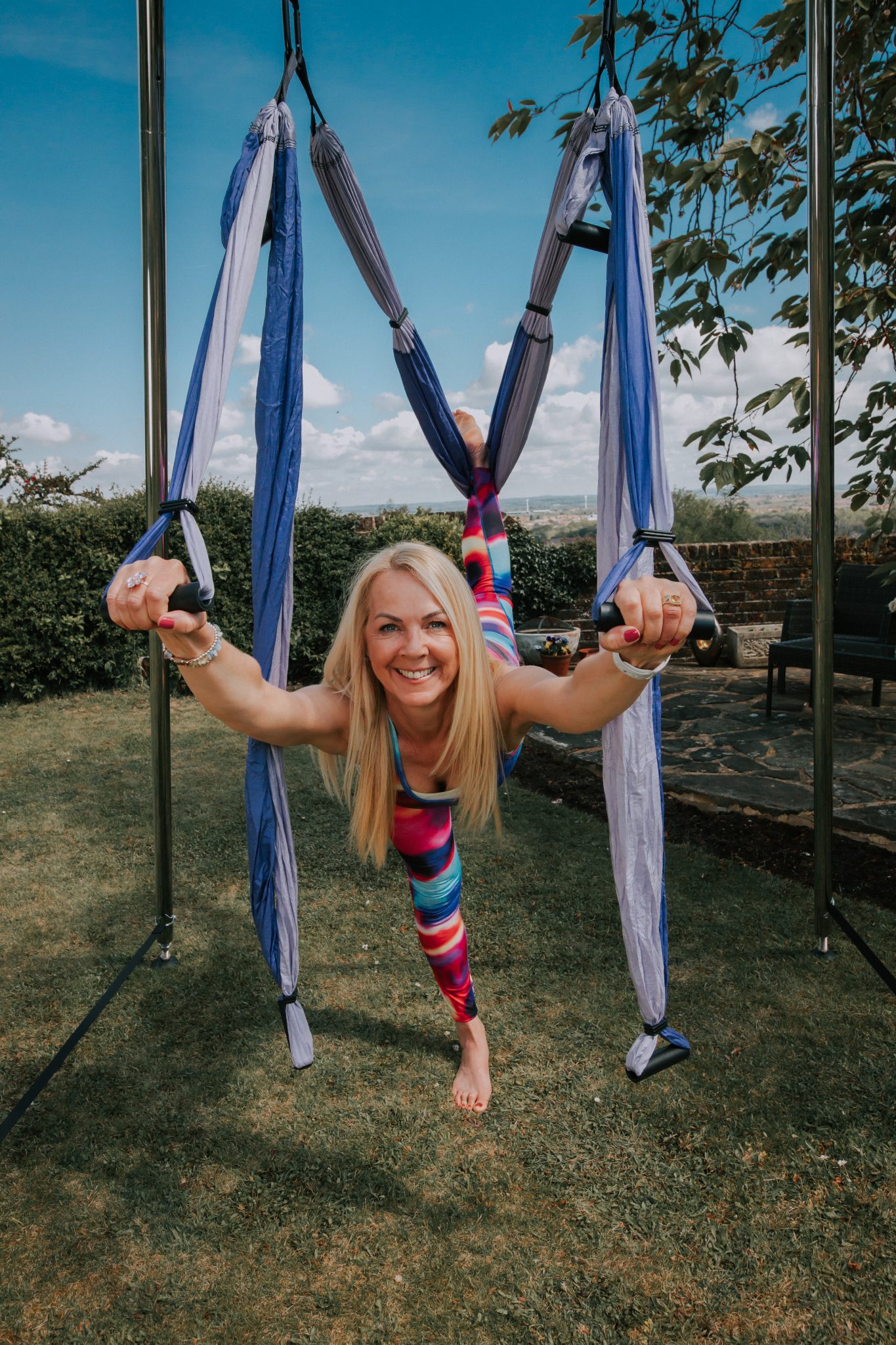 Yoga Trapeze  Yoga trapeze, Yoga trapeze poses, Yoga trapeze